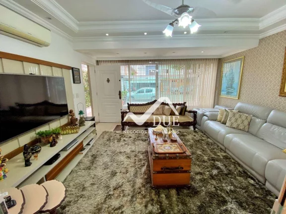 Imagem Casa com 4 dormitórios à venda, 218 m² por R$ 3.200.000 - Boqueirão - Santos/SP