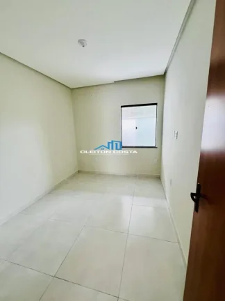 Imagem Casa para Venda em Feira de Santana, Parque Ipê, 2 dormitórios, 1 suíte, 1 banheiro, 2 vagas