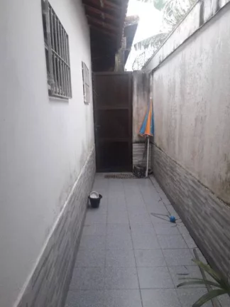 Imagem Casa com 2 dormitórios à venda por R$ 215.000,00 - Jardim Imperador - Praia Grande/SP