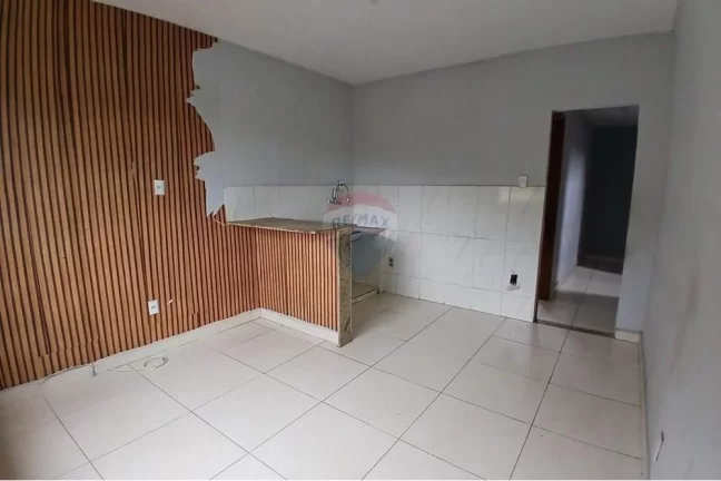 Imagem Casa para alugar com 2 quartos em Vila Valqueire