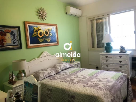 CASA 3 DORMITÓRIOS NO CENTRO DE SANTIAGO