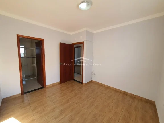 Imagem Casa àvenda, no João Aranha Paulínia

Casa térrea muito bem localizada no bairro, próxima a mer...