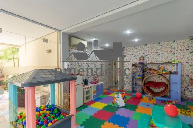 Imagem Apartamento em Perdizes com 129m², 4 dts (3 suítes) e 3 vagas.