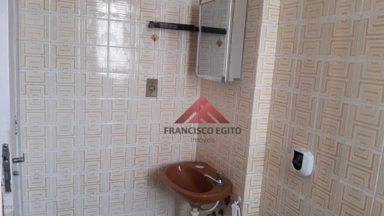 Imagem Apartamento com 2 dormitórios à venda, 72 m² por R$ 300.000,00 - Ingá - Niterói/RJ