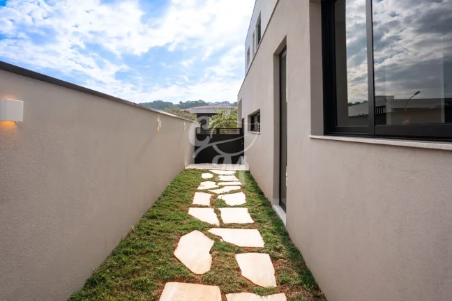 Imagem Lindo Sobrado recém construído à venda
