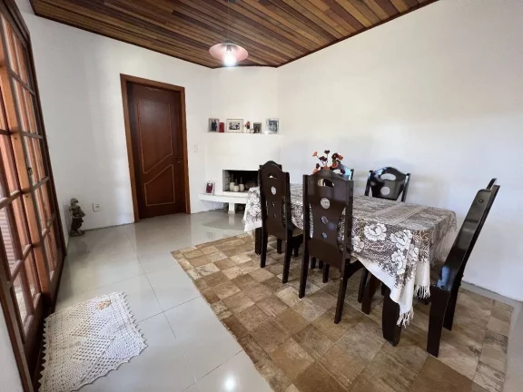 Imagem Casa 368m2, 4 Quartos, Avenida Luiz Pasteur, bairro Tamandaré-Esteio-RS