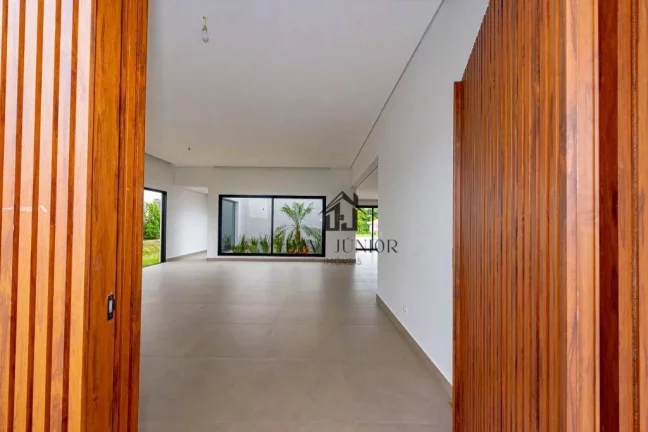 Imagem Casa com 3 suites com closet à venda, 378 m² por R$ 2.990.000 - Residencial Saint Charbel - Araçoiaba da Serra/SP