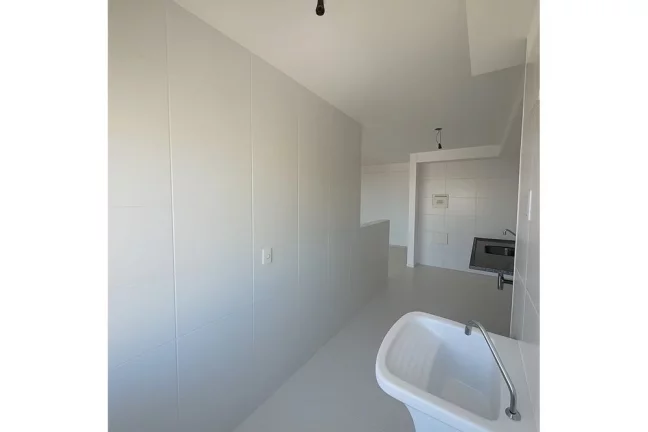 Imagem Apartamento 70m2, 3 quartos, 1 suíte, com ITBI E RGI gratuitos, em condomínio clube no Anil, Rio de janeiro