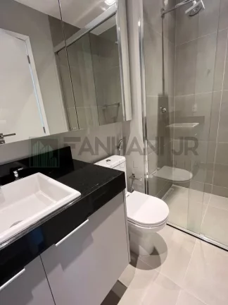 Imagem Apartamento de Luxo no Jardim Paulista: 3 Quartos, 2 Suítes, 3 Salas, 4 Banheiros, 3 Vagas de Garagem, 133m² de Área em São Paulo-SP!