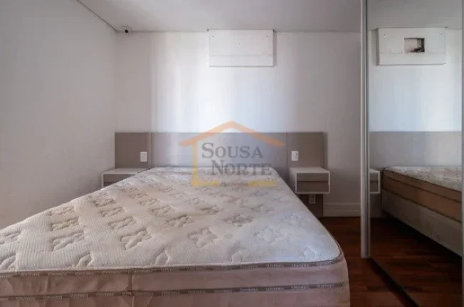 Imagem Apartamento de 114m².
O imóvel conta com 2 suítes espaçosas, ambas equipadas com móveis planeja...