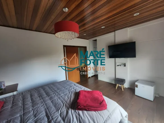 Imagem Linda casa em Campos do Jordão! Estuda permuta por casa em Ubatuba