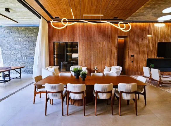 Imagem Casa de luxo à venda em Riviera de São Lourenço Módulo 15: 5 suítes, 3 salas, 3 vagas, 542m² de área.
