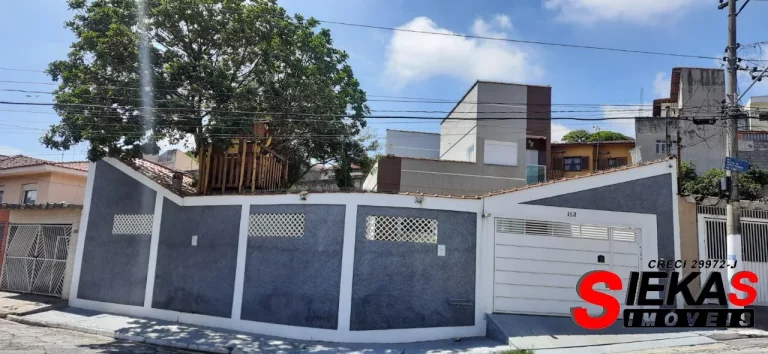 Imagem Imperdível! Casa à venda em São Paulo-SP, Itaquera, 4 quartos, 2 suítes, 2 salas, 3 banheiros, 3 vagas, 165m². Confira!