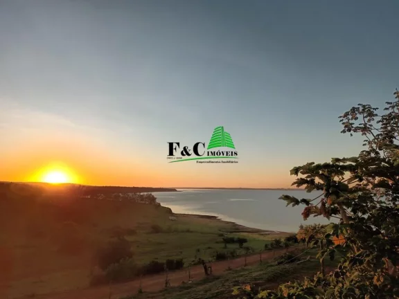 Imagem Casa para Venda em Itaí, Área Rural de Itaí, 4 dormitórios, 1 suíte, 2 banheiros, 2 vagas