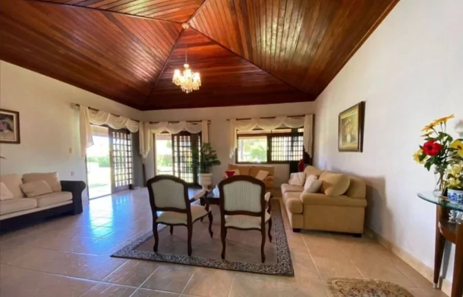 Imagem Casa à Venda no Morada da Praia - Espaçosa com 4 Suítes e 640m²!