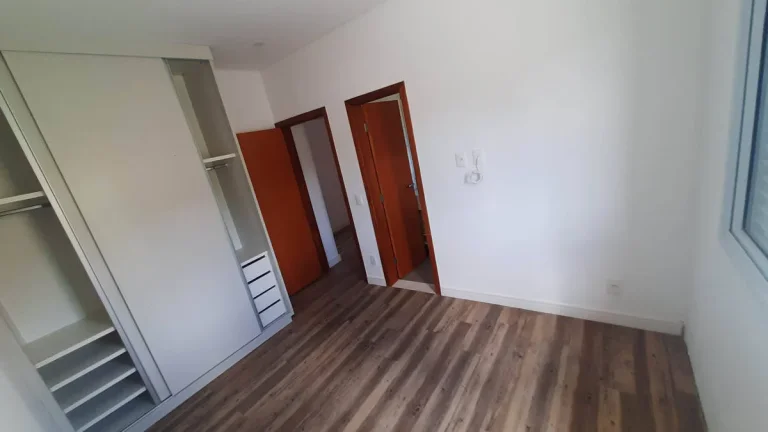 Imagem Casa no condomínio Vila Real / Bragança Paulista - SP