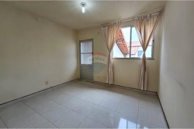 Imagem Apartamento á venda com 2 quartos e com 42m² em Paciência - Rio de Janeiro