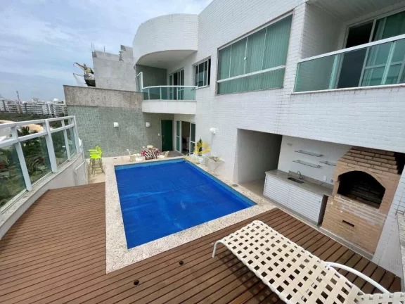 Imagem Um imóvel exclusivo, de frente para uma das praias mais charmosas do Espírito Santo, perfeito para...