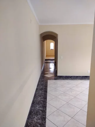 Imagem Sobrado com 3 dormitórios para alugar, 200 m² por R$ 3.150/mês - Parque Marajoara - Santo André/SP