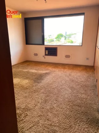 Imagem Oportunidade: Casa à venda no Jardim Sumaré, Zona Sul de Ribeirão Preto-SP. 5 quartos, 2 suítes, 4 salas, 6 banheiros, 6 vagas de garagem, 880m². Quer Imóvel Negócios Imobiliários.