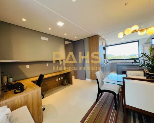 Imagem Excelente cobertura plana com terraço com hidro e linda vista livre, localizada no bairro Santo Ant...