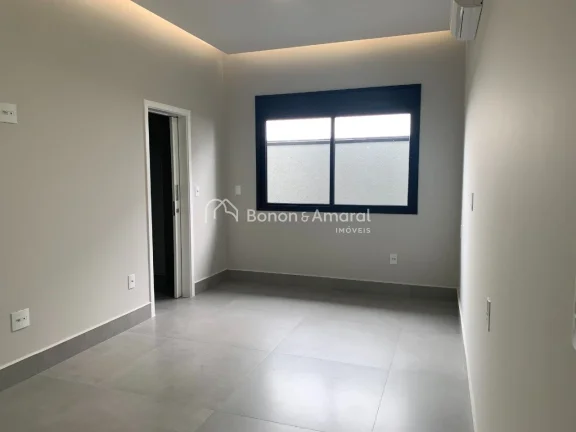 Imagem Linda casa com 3 suítes no Condomínio Royal Garden em Paulínia, SP
Conta com 3 suítes, cozinha i...