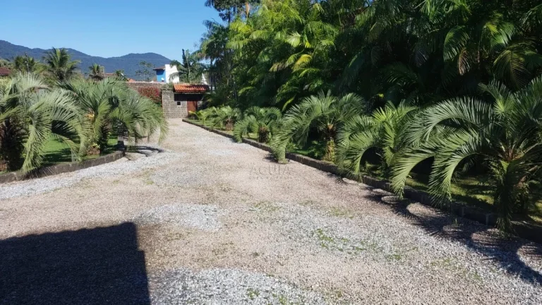Imagem Uma Linda Mansão com 6 dormitórios com 5 mil metros de terreno