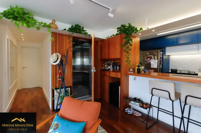 Imagem Apartamento com 3 suítes, Varanda Gourmet, 2 Vagas de Garagem no Sumaré. Edifício com Lazer e Portaria 24hs