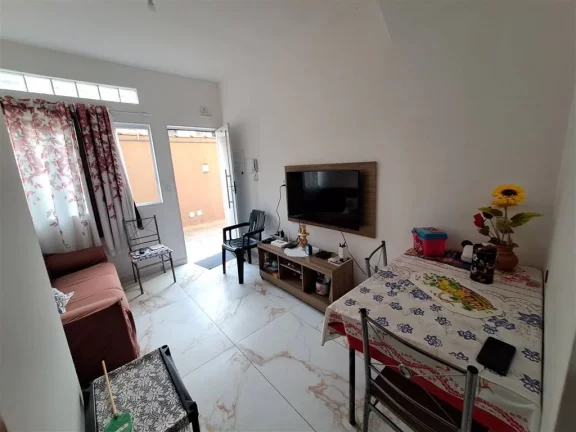 Imagem Casa à Venda em Vila Guilhermina, Praia Grande - SP