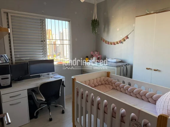 Imagem Apartamento no Edifício Torres Brasil com 3 dormitórios (1 suíte), sacada, 2 vagas de garagem e 92m² de área útil — conforto, espaço e ótima localização!