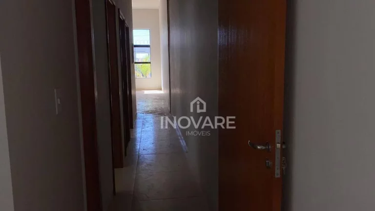 Imagem Casa com 3 dormitórios à venda, 180 m² por R$ 450.000,00 - Residencial Beira Rio I - Itumbiara/GO
