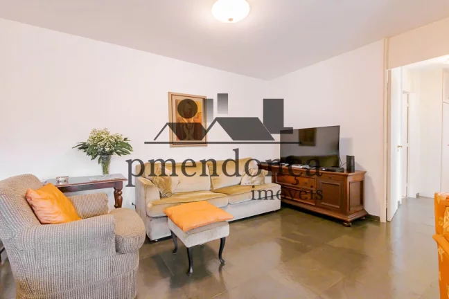 Imagem Apartamento andar baixo na Vila Madalena com 104m², 3 quartos ( 1 suíte) e 1 vaga.