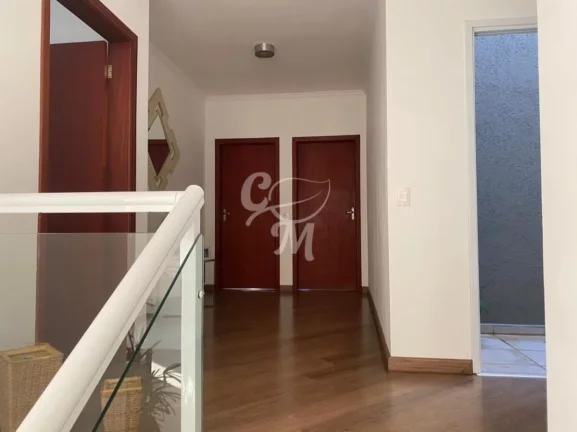 Imagem Excelente Casa em Condomínio!