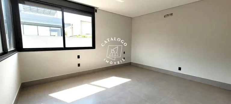 Imagem Casa em Condomínio a Venda no bairro Residencial e Empresarial Alphaville - Ribeirão Preto, SP