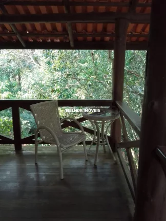 Imagem Casa á venda na Praia do Estaleiro em Balneário Camboriú