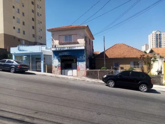 Imagem TERRENO COM CASAS E SALÕES COMERCIALIS NA VILA CARMOSINA