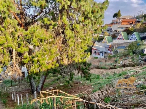 Imagem Terreno à venda, 360 m² - Jardim Marcia - Campos do Jordão/São Paulo