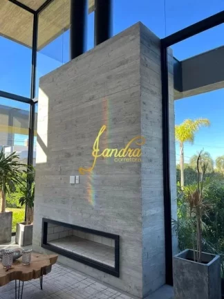 Imagem Sobrado condominio fechado, com 04 suites mobiliado