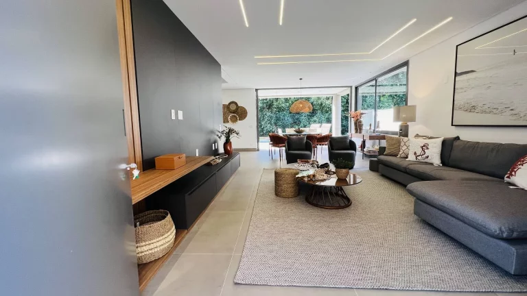 Imagem Casa de Condomínio à Venda na Riviera de São Lourenço - Módulo 12