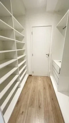 Imagem Apartamento Barra Funda - 145M², 3 Dorms, 3 Suítes, 2 Vagas, Varanda Gourmet, Armários, Lazer Completo.