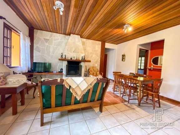 Imagem Casa à venda, 100 m² por R$ 490.000,00 - Albuquerque - Teresópolis/RJ