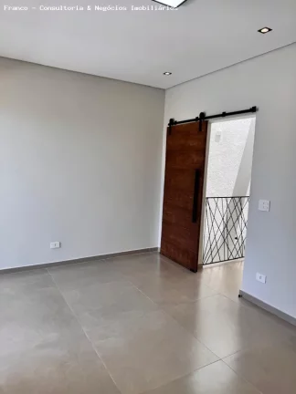 Imagem Sobrado para Venda em São Bernardo do Campo, Assunção, 3 dormitórios, 1 suíte, 2 banheiros, 4 vagas