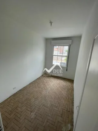 Imagem Sobrado isolado em excelente localização. 168m² de área útil.