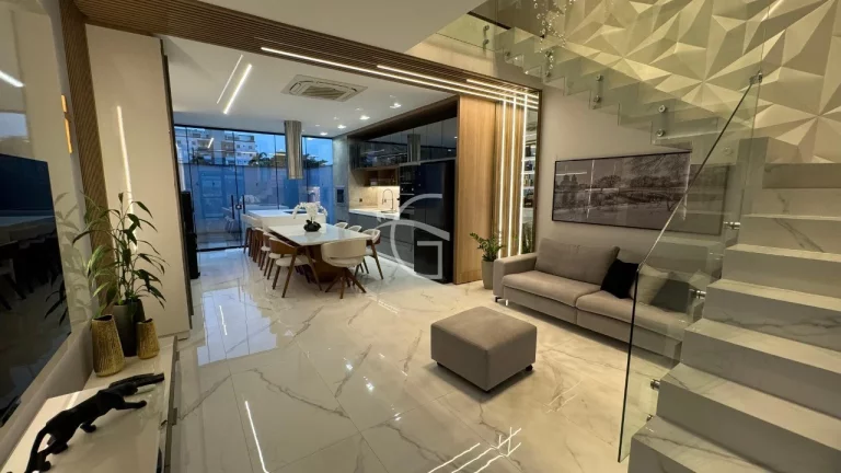 Imagem CASA RESIDENCIAL em JOINVILLE - SC, SANTO ANTÔNIO