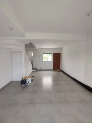 Imagem Sobrado Geminado à venda em Ubatuba