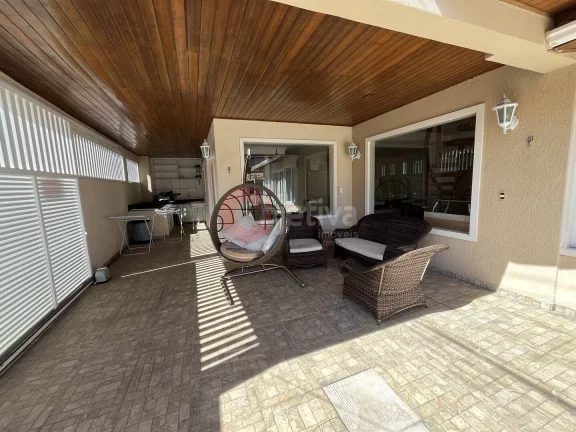 Imagem Casa duplex a venda, 3 quartos, no Condomínio do Pássaros - Cabo Frio