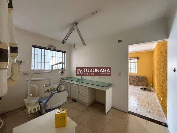Imagem Sobrado com 3 quartos para alugar, 74 m² por R$ 3.148/mês - Cidade Brasil - Guarulhos/SP