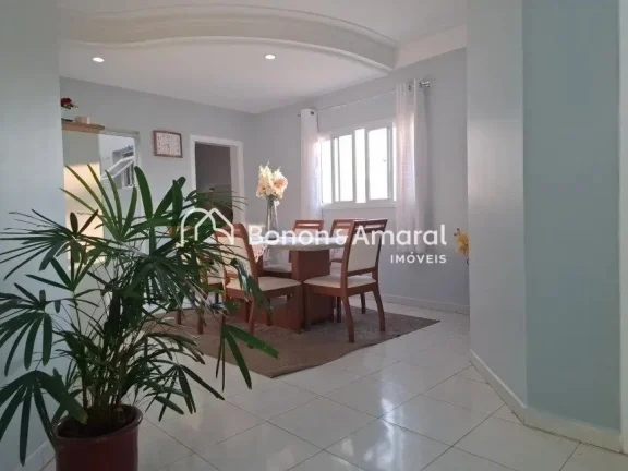 Imagem Esta excelente casa está localizada no Parque Alto Taquaral, próxima ao shopping Dom Pedro, em Cam...