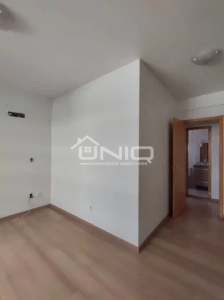Imagem Apartamento Suíte + 02 - Quartos Ed Varaschin - Centro