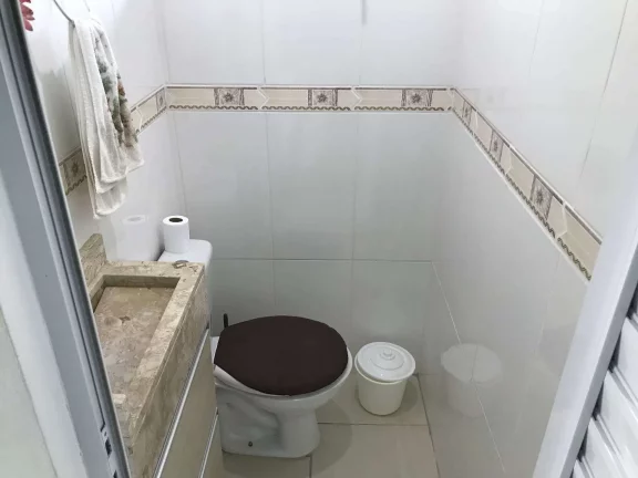 Imagem Oportunidade, Casa à Venda, 2 Dormitórios (1S), 86m2, São João do Rio Vermelho, Florianópolis/SC